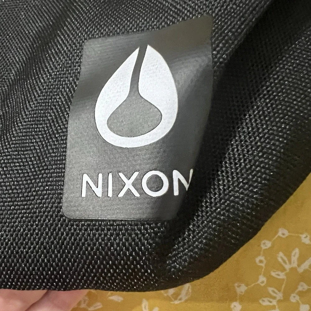 Nixon Happy Trails Trestles Hip Pack Adult Adjustable Fanny Bag Tie Dye Lining